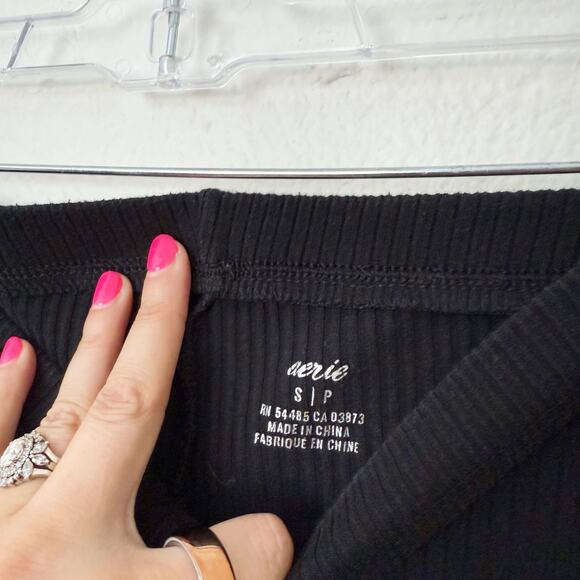 [Aerie] Black Kick It Ribbed Knit High Rise Flare Wide Leg Pants Pull On Small S - Picture 10 of 11